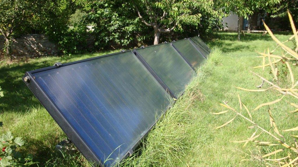 Panneaux solaires thermiques au sol